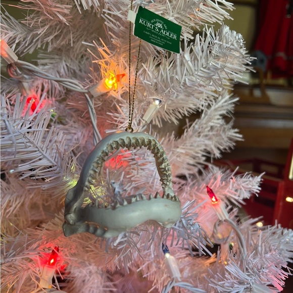 Kurt Adler Shark Jaw Christmas
Ornament‼️FINAL SALE - Picture 6 of 6